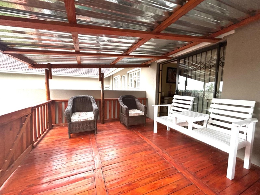 5 Bedroom Property for Sale in Beacon Bay Eastern Cape